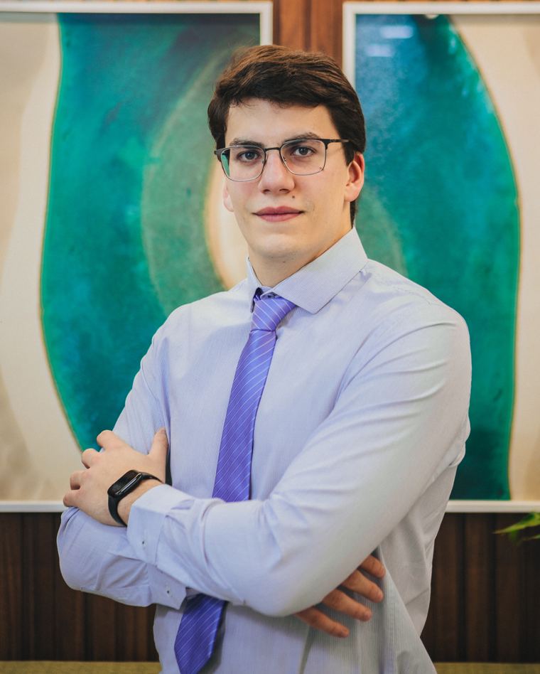 Dr. Leonardo Alonso, ortopedista especialista em quadril